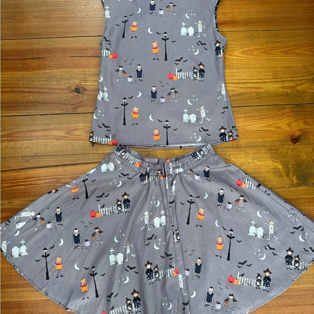 Retrolicious Gray 2 piece Halloween Dress with Vintage Trick-or-Treat Print. NWT